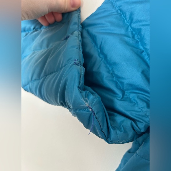 Patagonia Blue Puffer Jacket (Boys’ Size L/12) - Picture 7 of 10